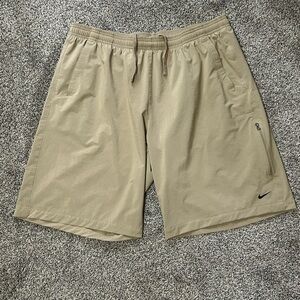 Vintage Nike Men's Beige Athletic Shorts